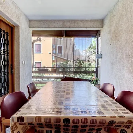 Apartman Zora